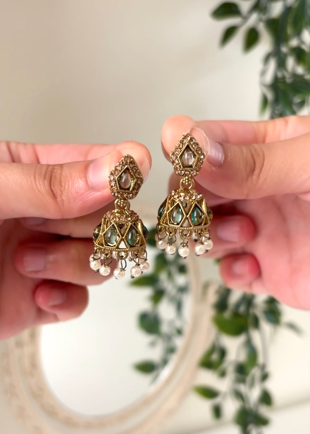 Mini Jhumki