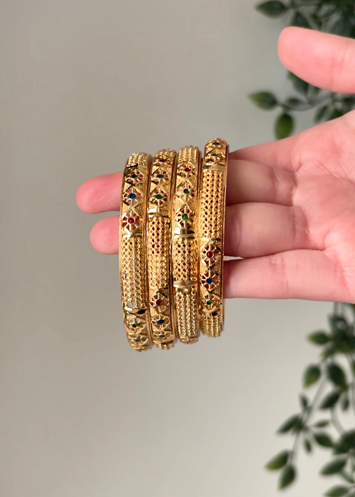 KISHMISH BANGLES - Set of 4