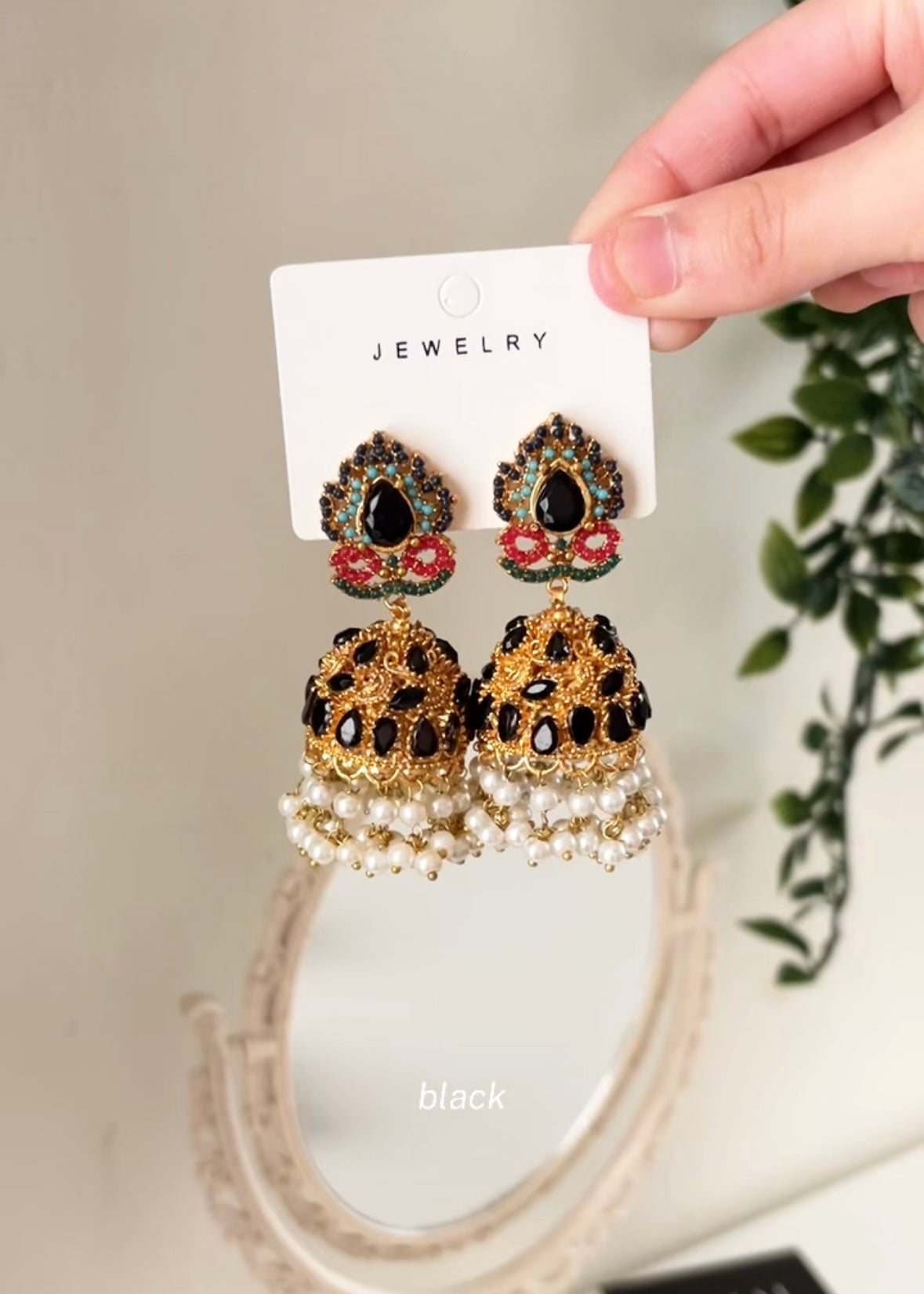 MINA - Pakistani Nauratan Jhumka