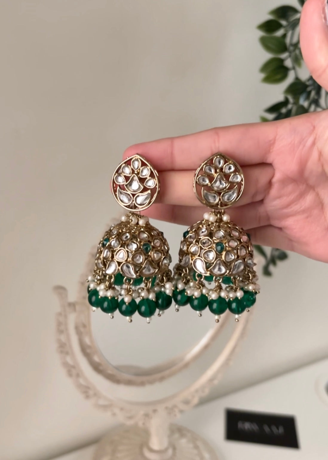 MIRALA - Jhumka