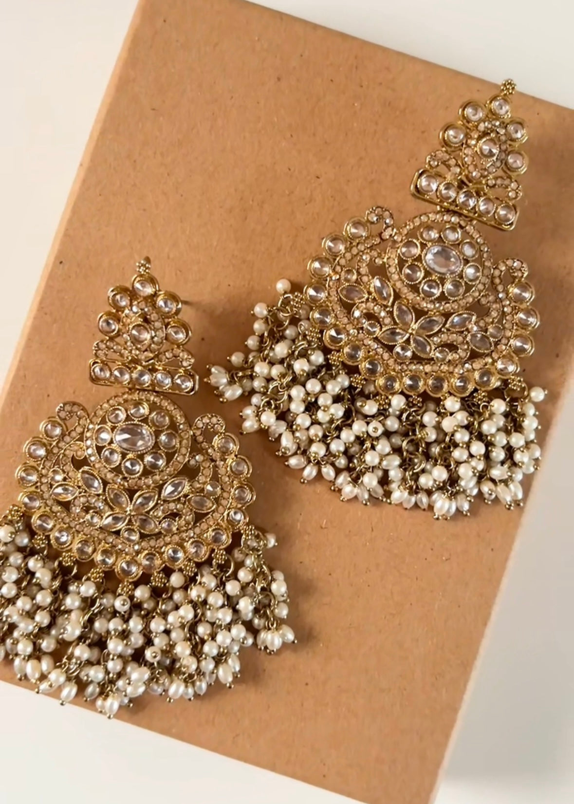 ZOHA - Statement Earrings
