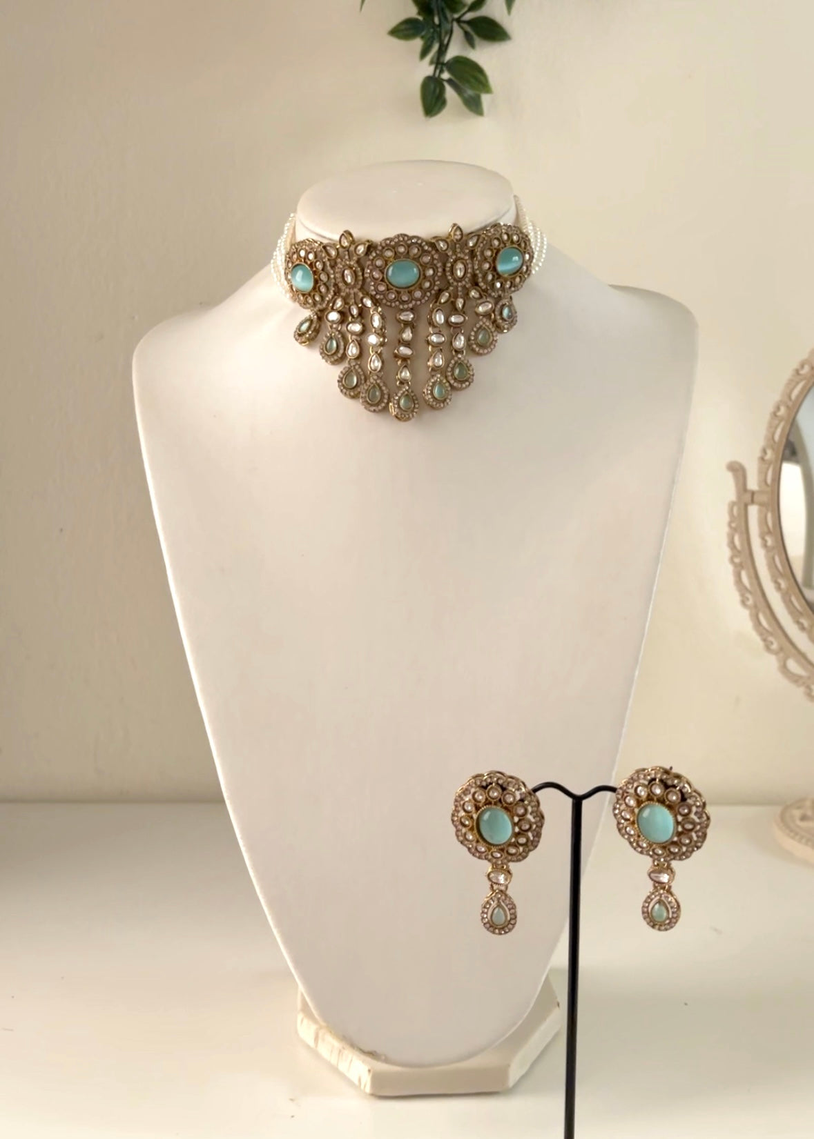 HEERA - Choker Set