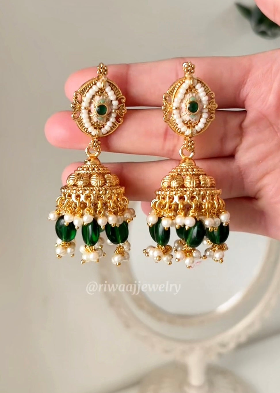 NAILA - Gold Plated Choker Set
