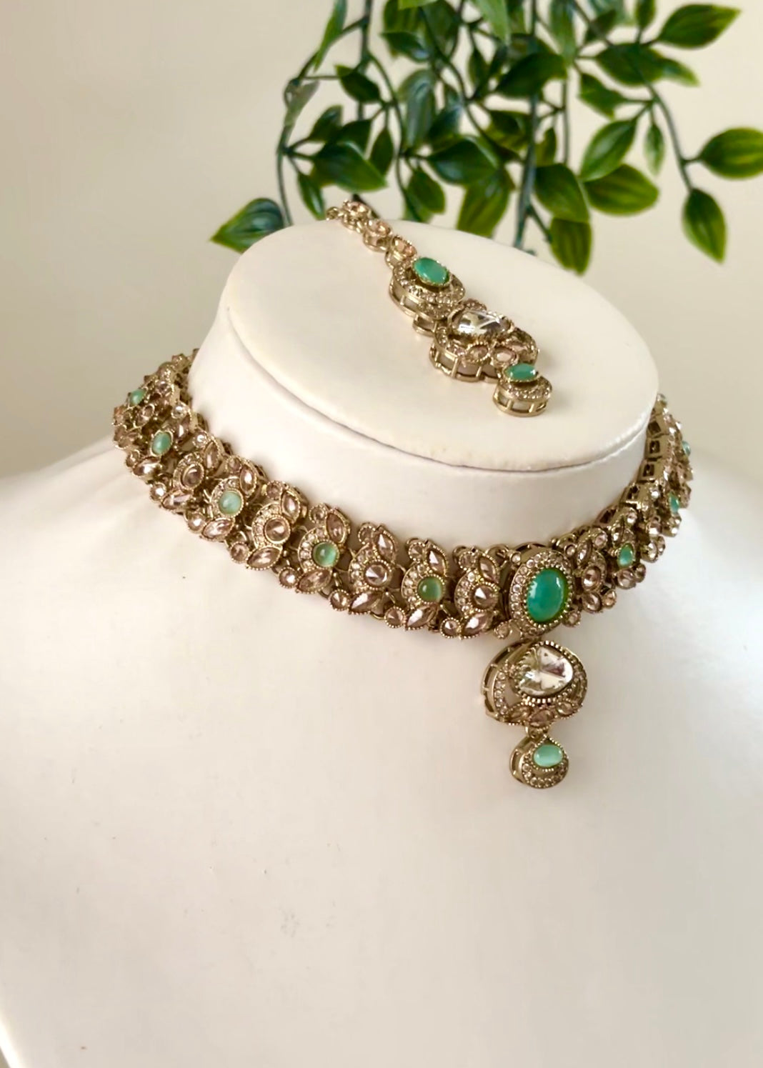 RIYA - Necklace Set