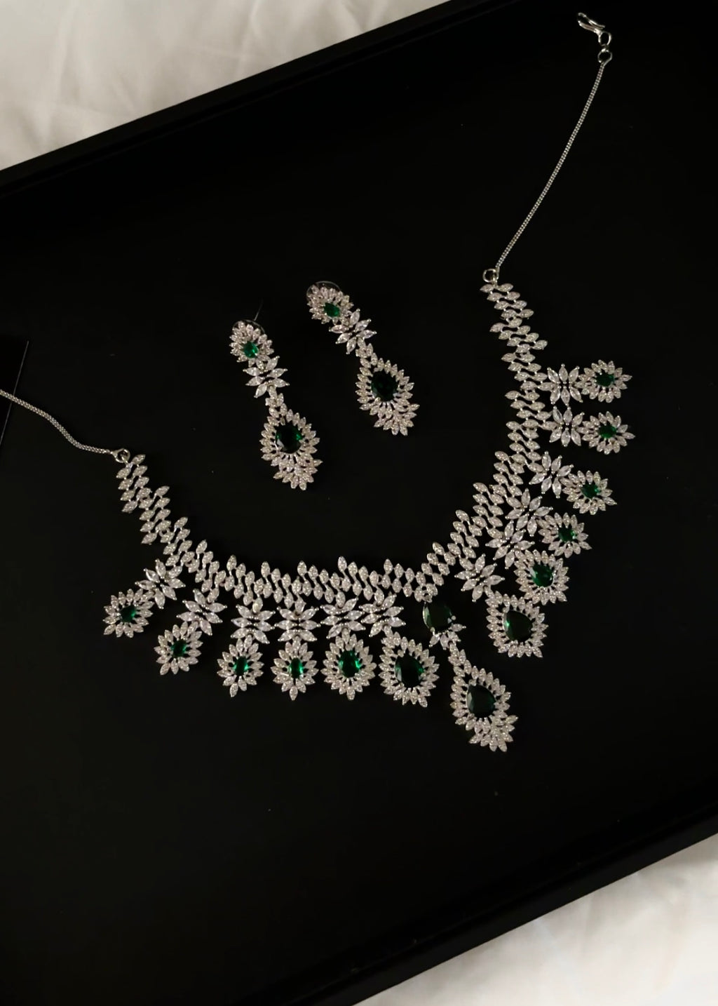 AD Silver Emerald Necklace Set