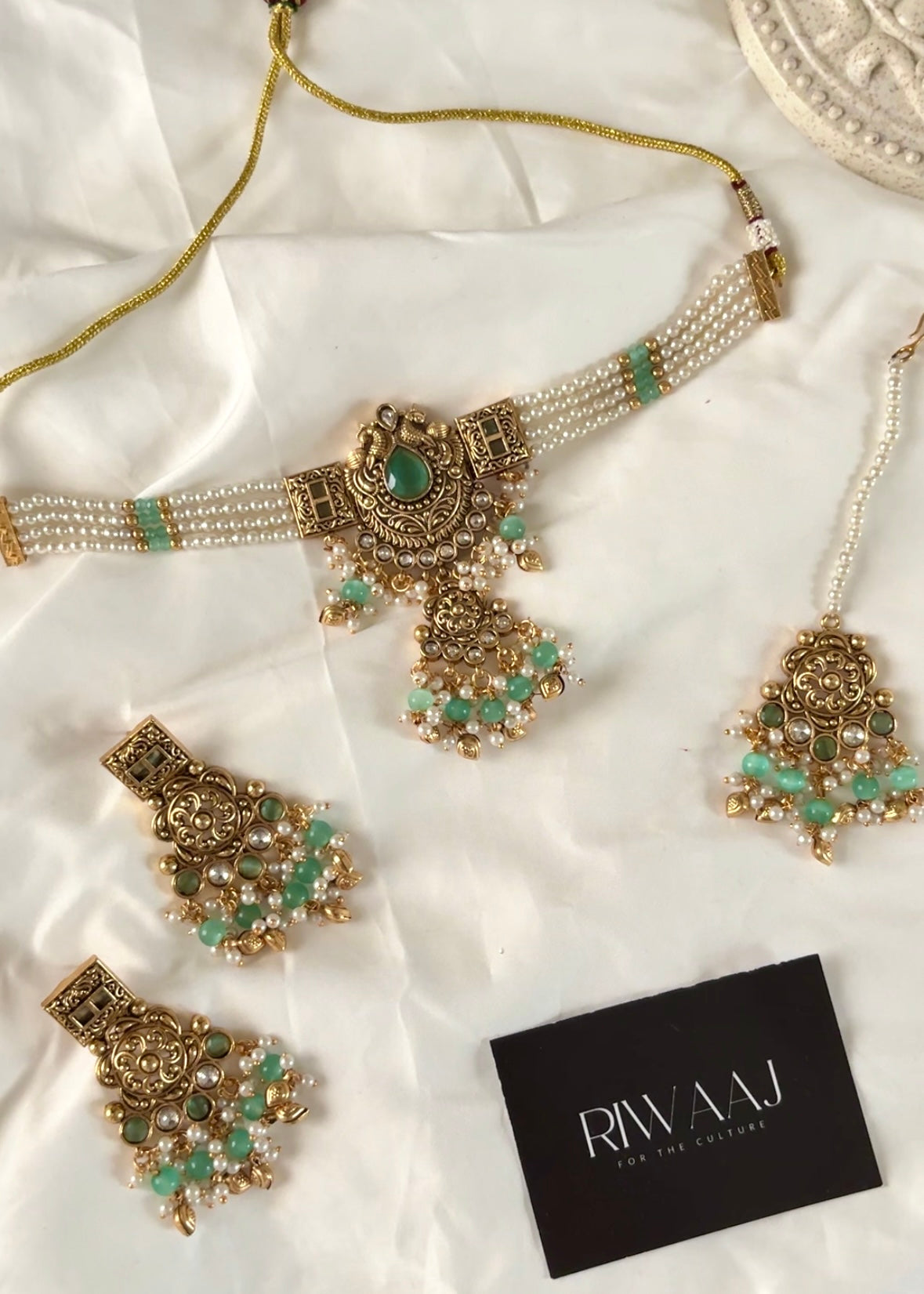 AMIRA - Heritage Gold Plated Necklace/Choker Set
