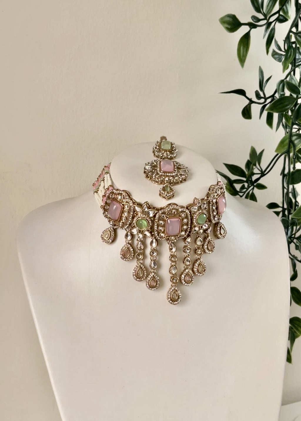 NEW - MIRAL - Kundan Choker Set
