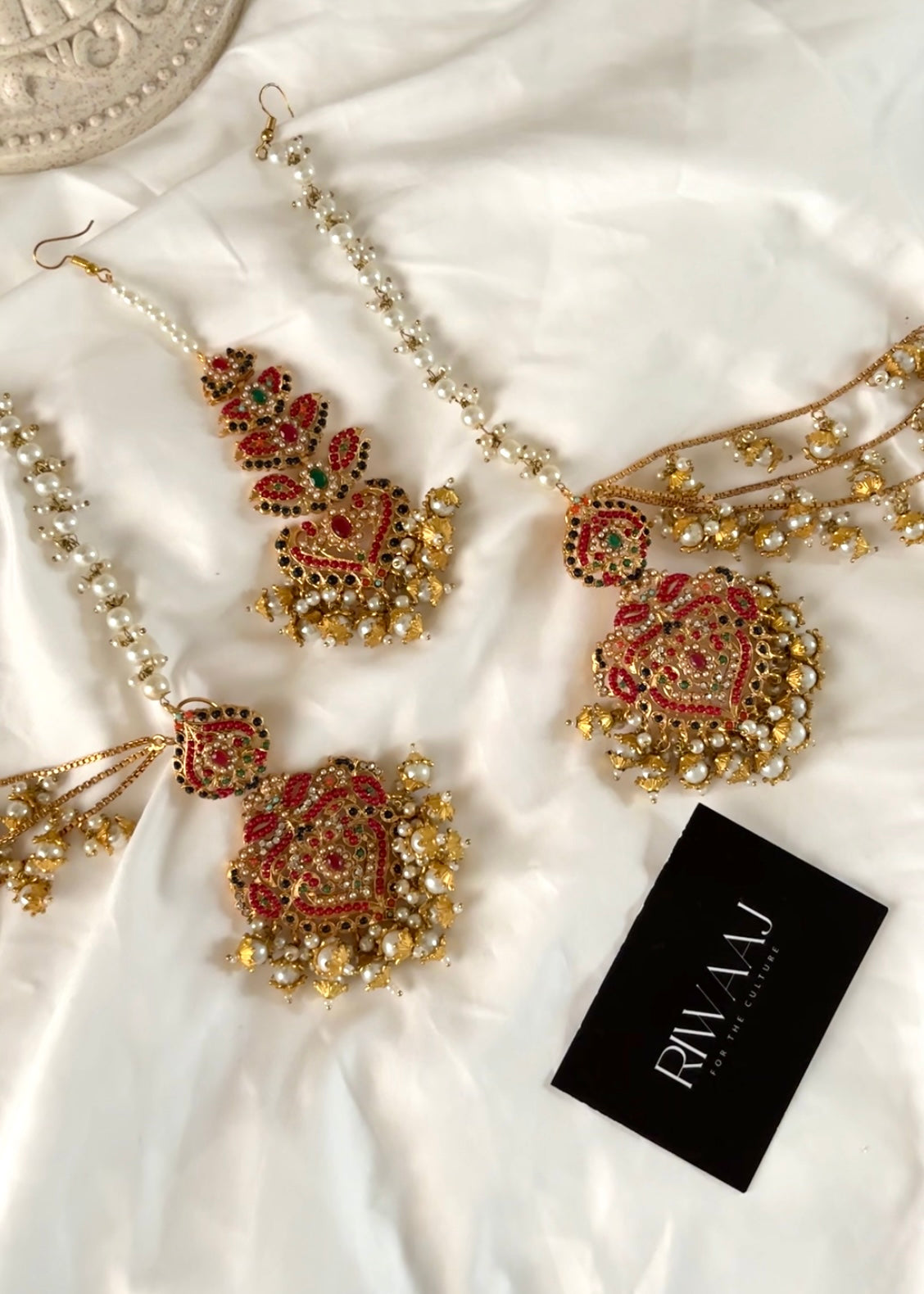 SABOOR - Tikka Sahara Earrings Set (detachable)