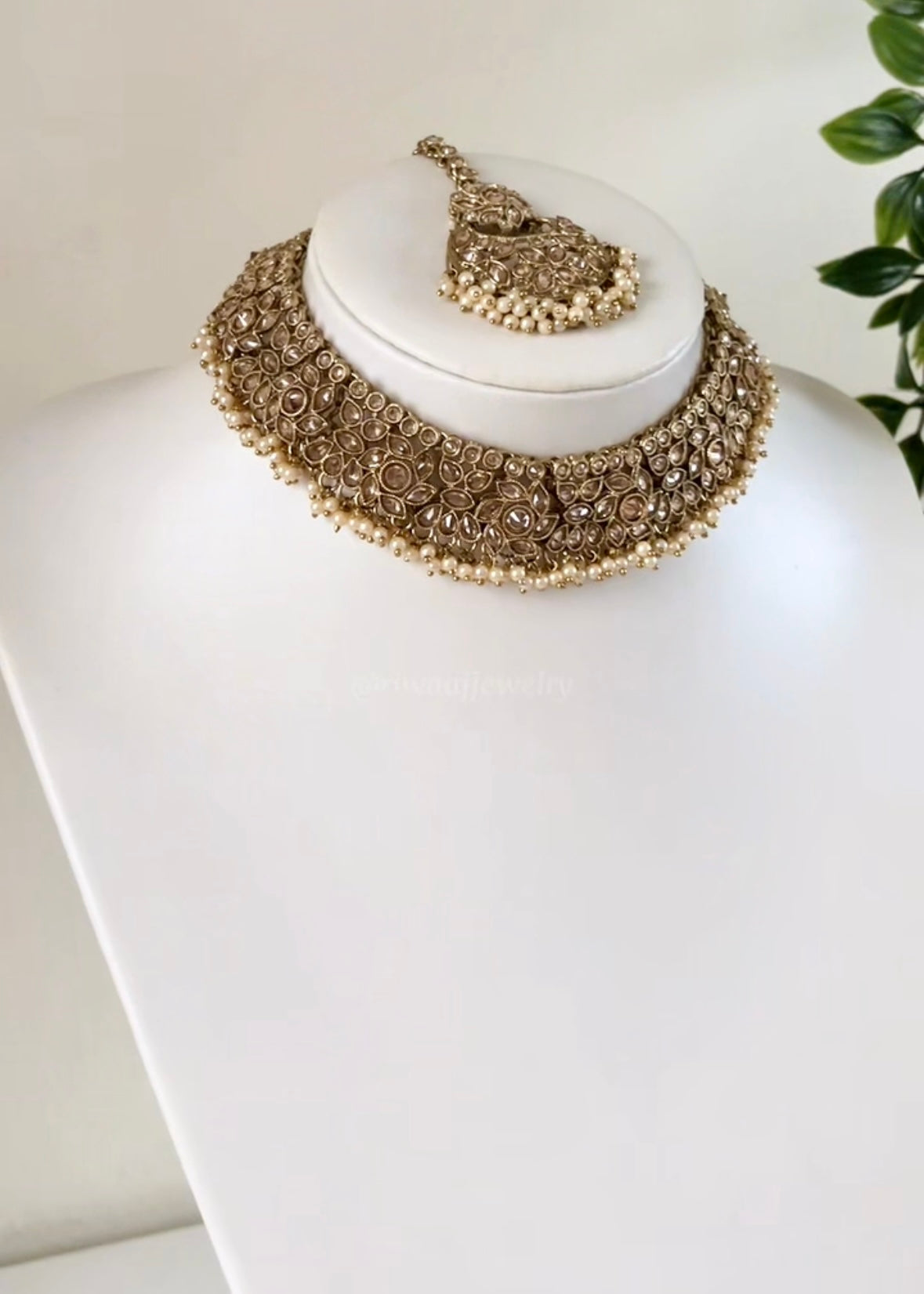AMAL - Necklace Set