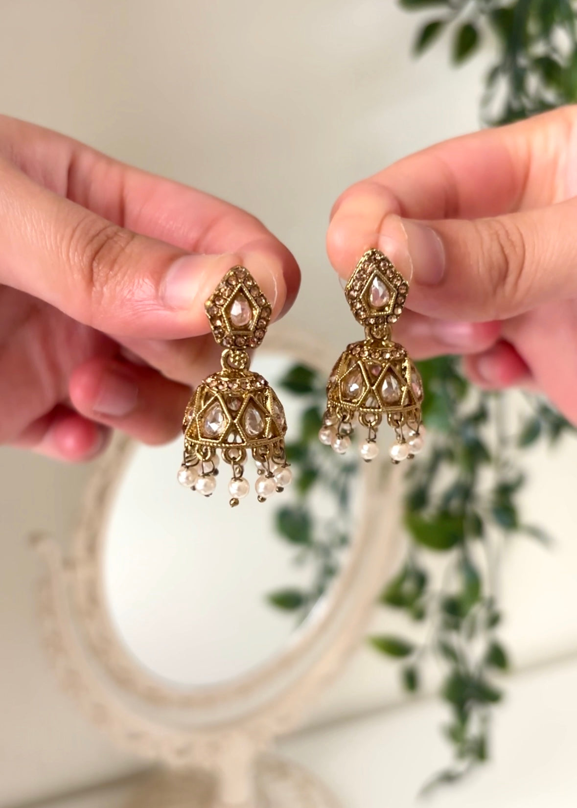 Mini Jhumki