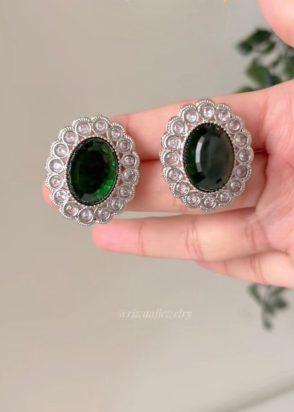 DIMA - Studs