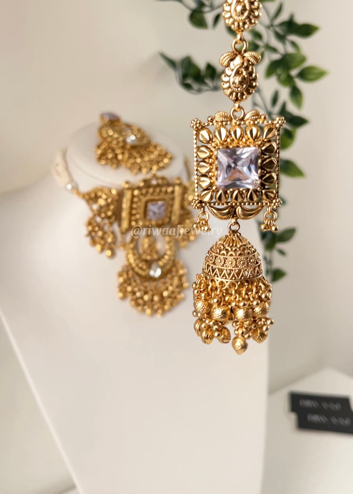 TANVI - Heritage Choker/Necklace Set