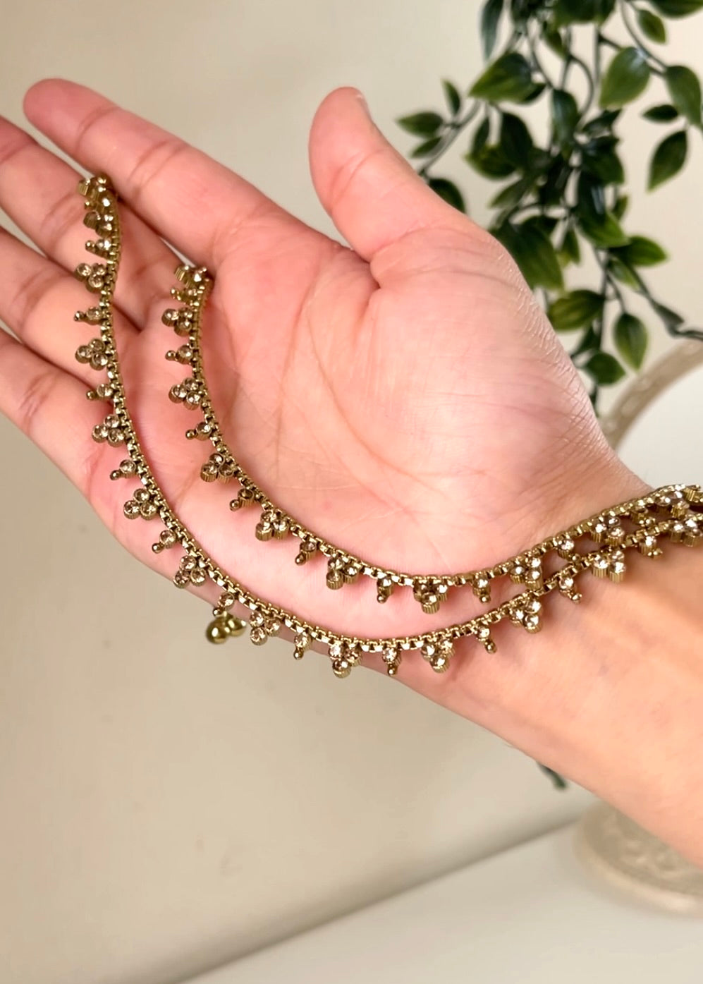 KISHMISH - Sleek Anklets