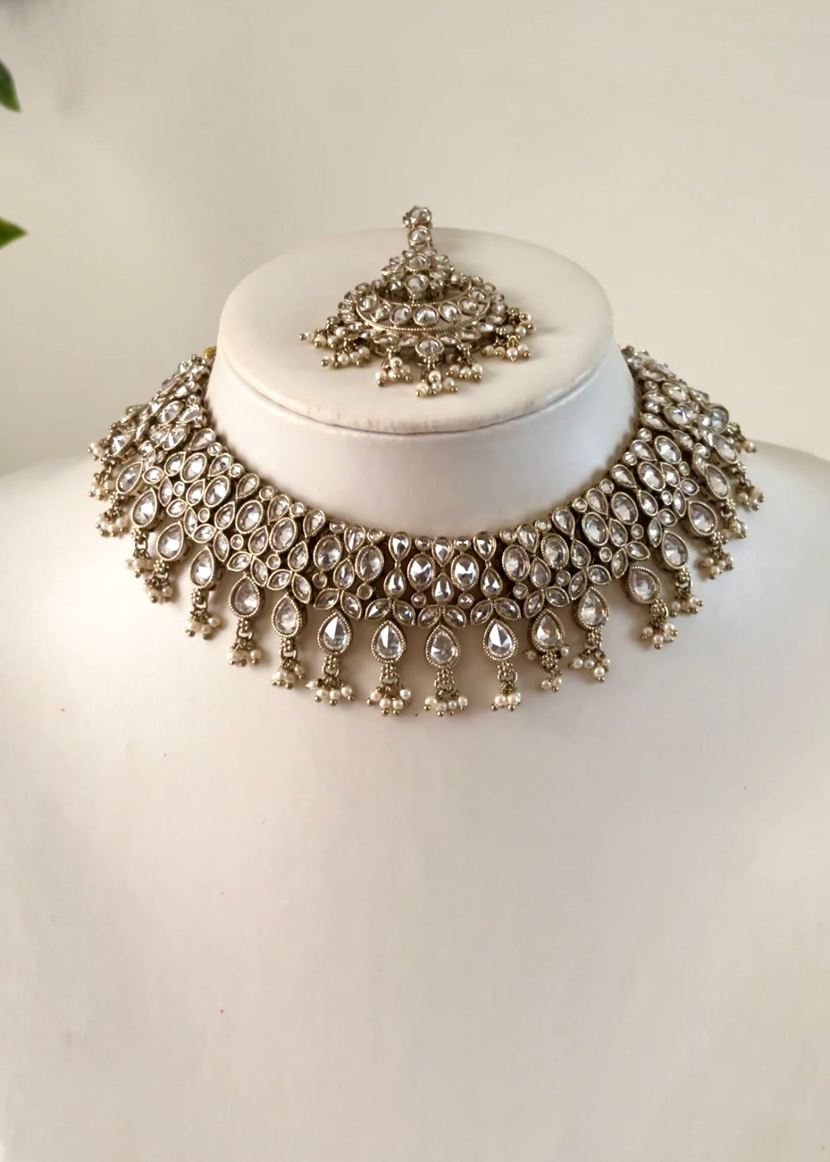KIRAN - White Gold Polki Choker/Necklace Set