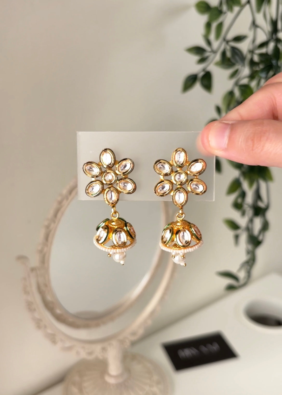 SONA - Kundan Statement Jhumki