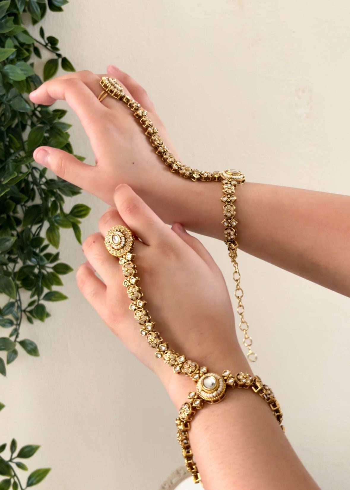 KIRAN - Gold Hathphool (Pair)