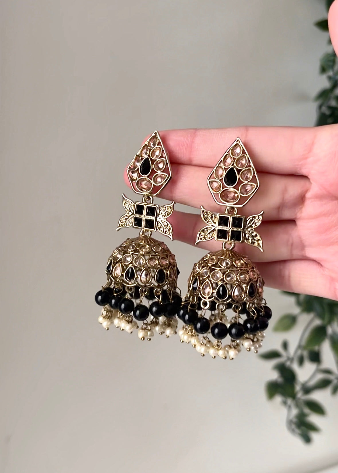 PARI - Jhumka