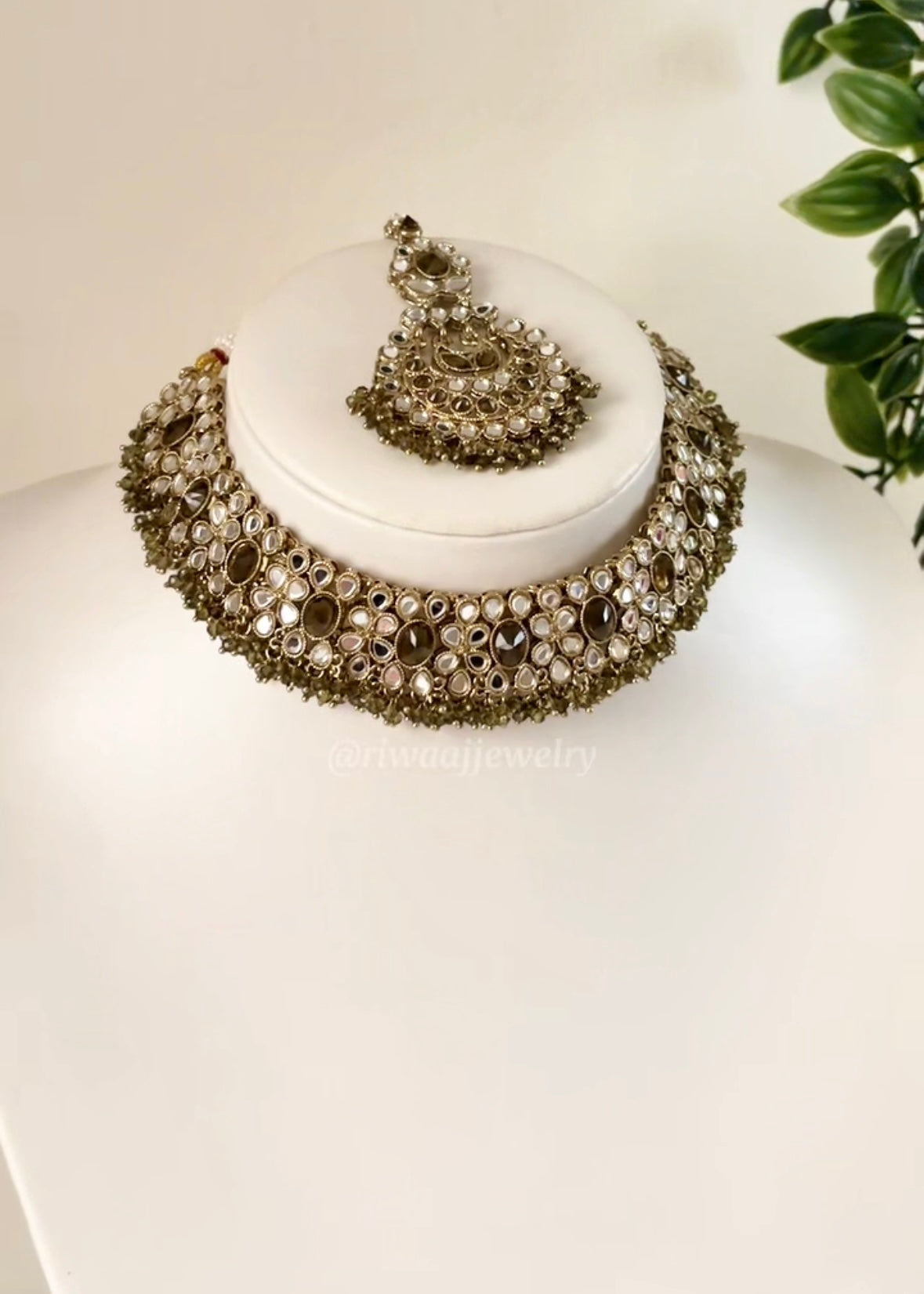 KANWAL - Mirror Necklace Set