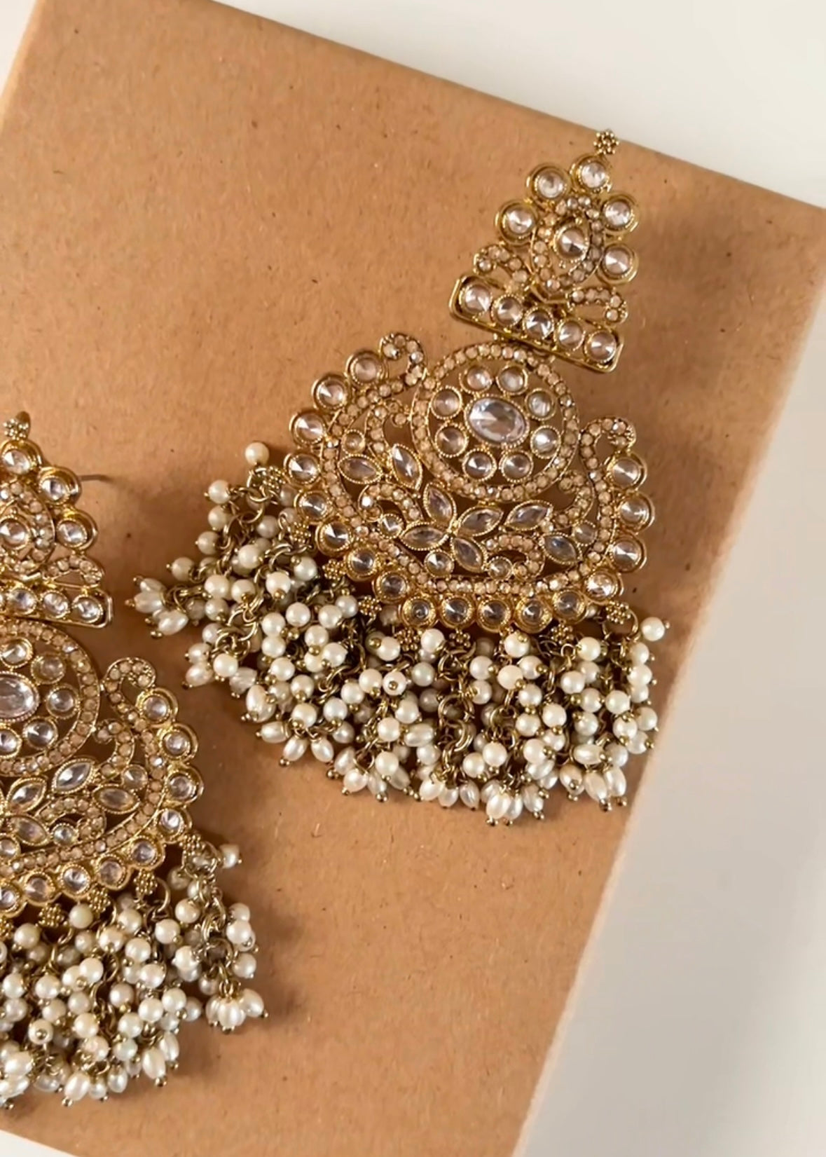 ZOHA - Statement Earrings