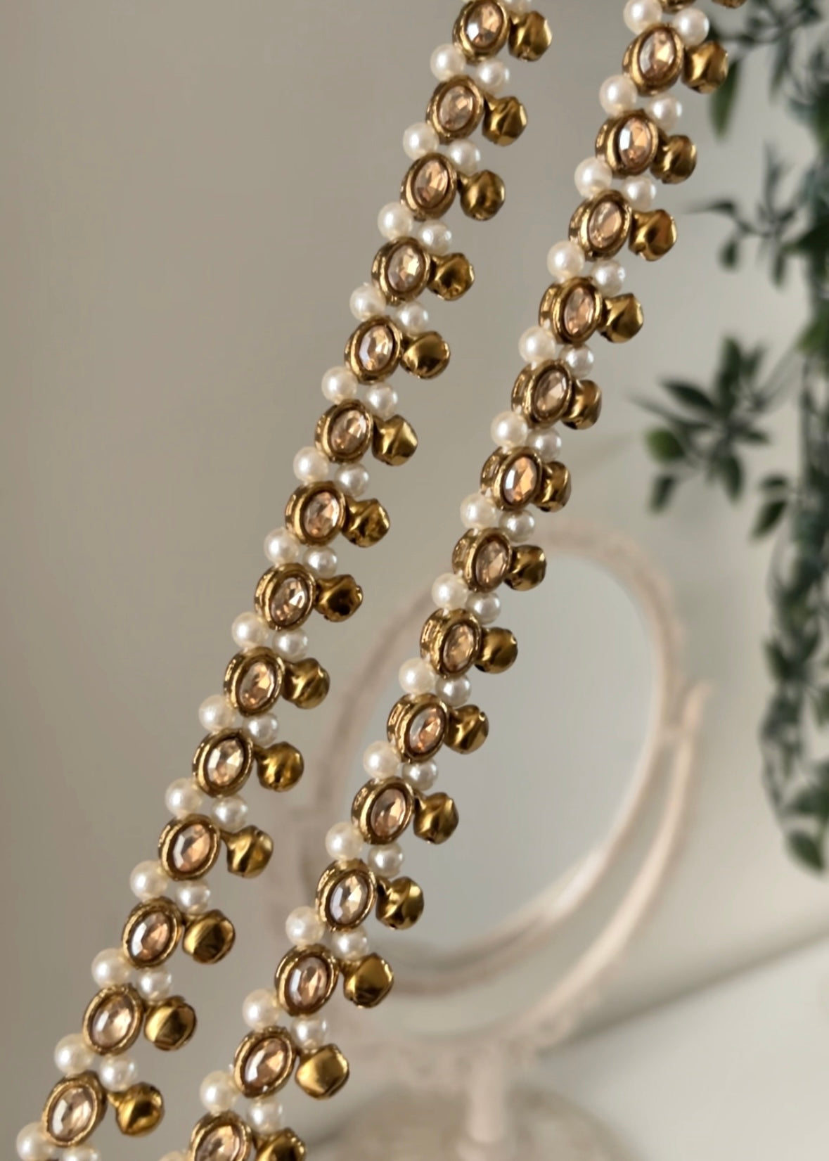 LAID OVAL - Jhanjra/Anklet