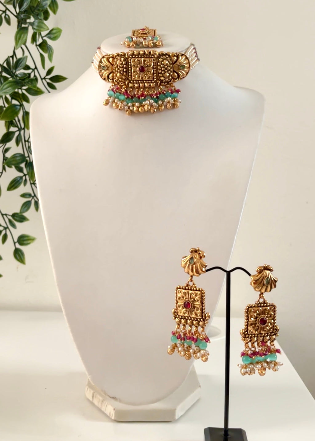 MAYAAL - Heritage Necklace Set