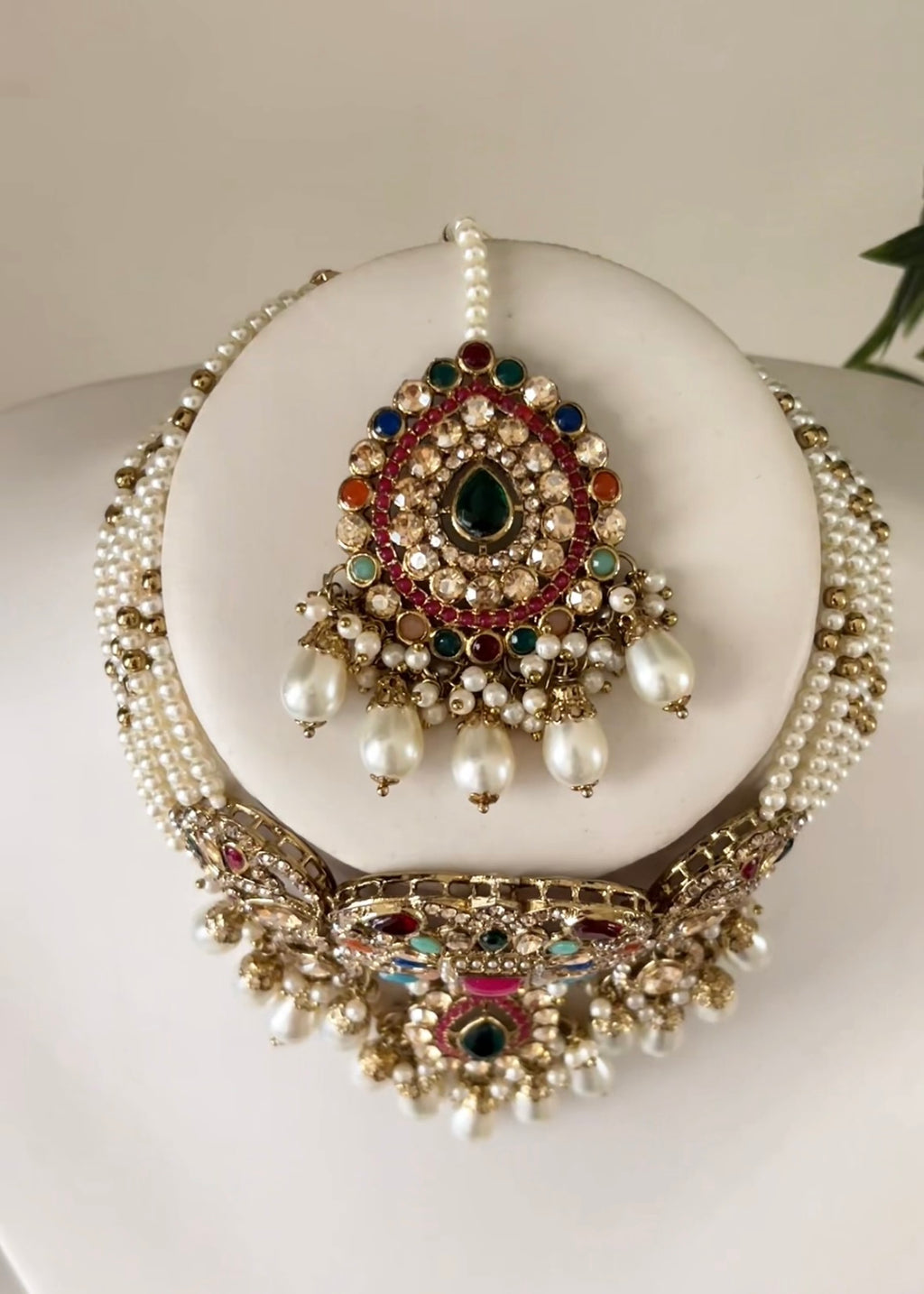 DIVIYA - Choker Set