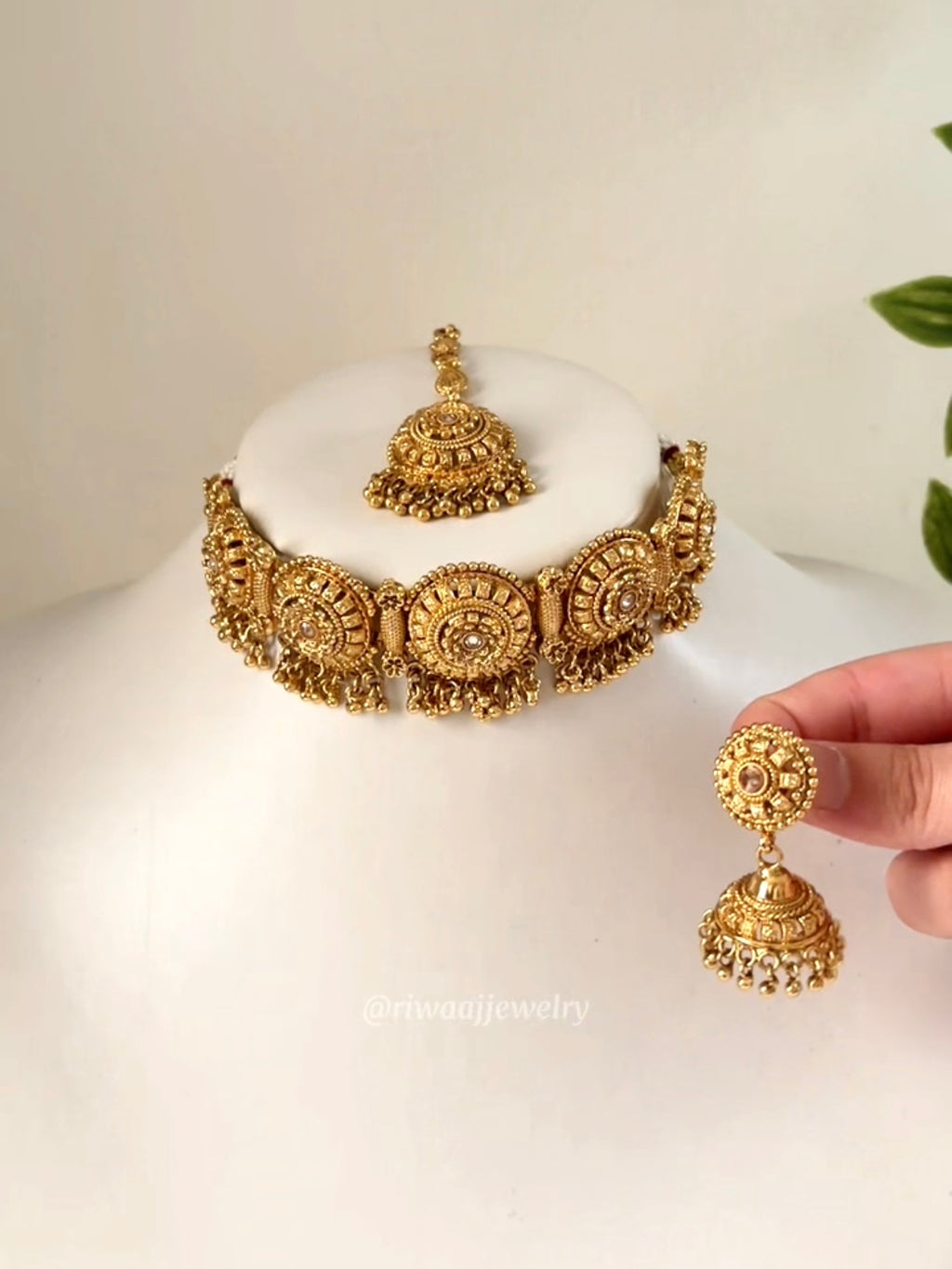SONA - Gold Plated Choker Set