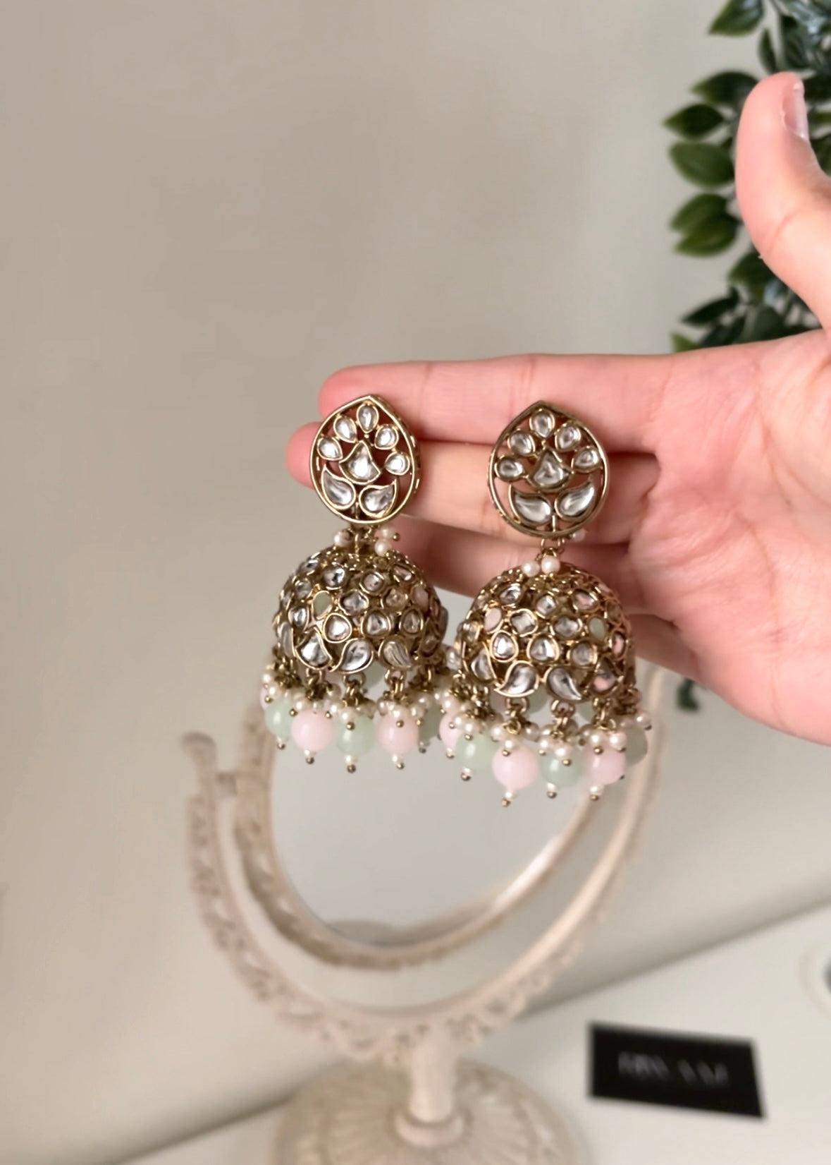 MIRALA - Jhumka