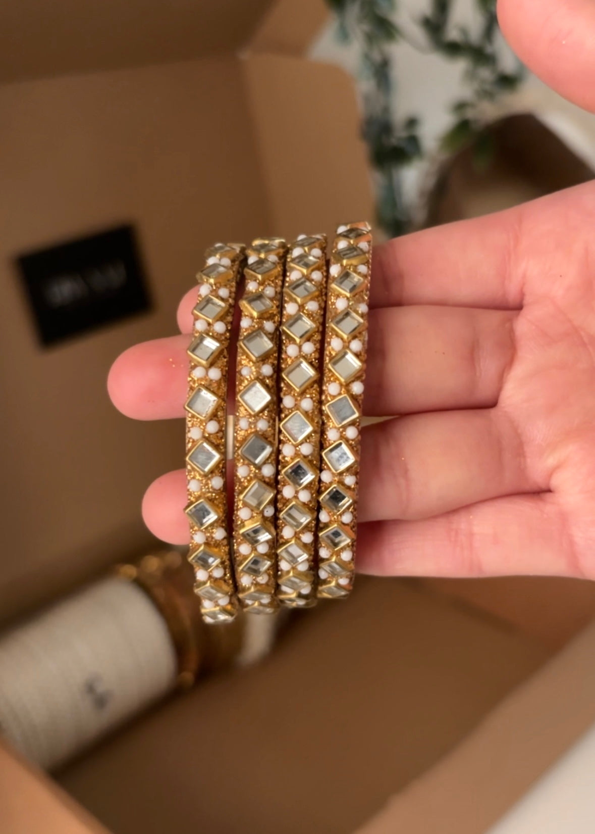 KUNDAN MIRROR BANGLES - Set of 4