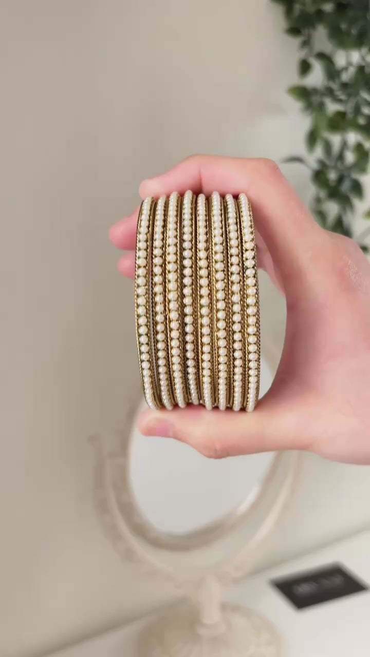 GOLDEN PEARL - Bangles Set
